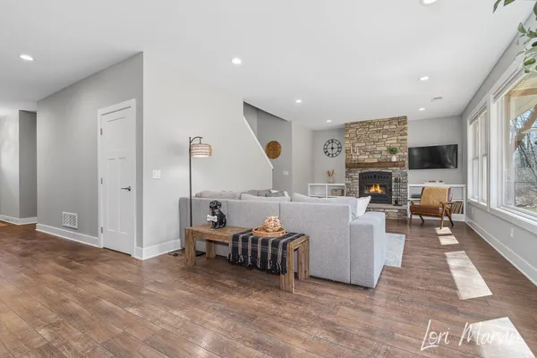 $500,000 | 10966 Stakes Road, Greenville, MI 48838