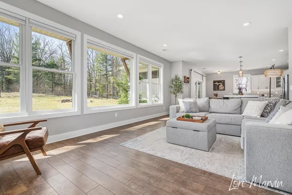 $500,000 | 10966 Stakes Road, Greenville, MI 48838