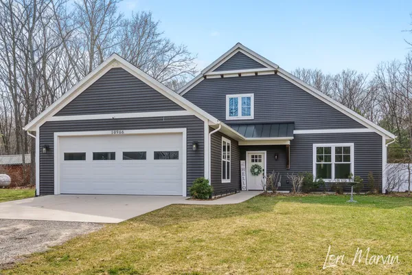 $500,000 | 10966 Stakes Road, Greenville, MI 48838