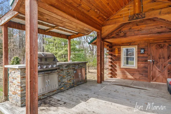 $500,000 | 10966 Stakes Road, Greenville, MI 48838