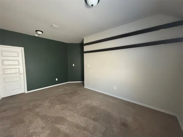 $2,650 | 204 Patriot Drive, Buda, TX 78610