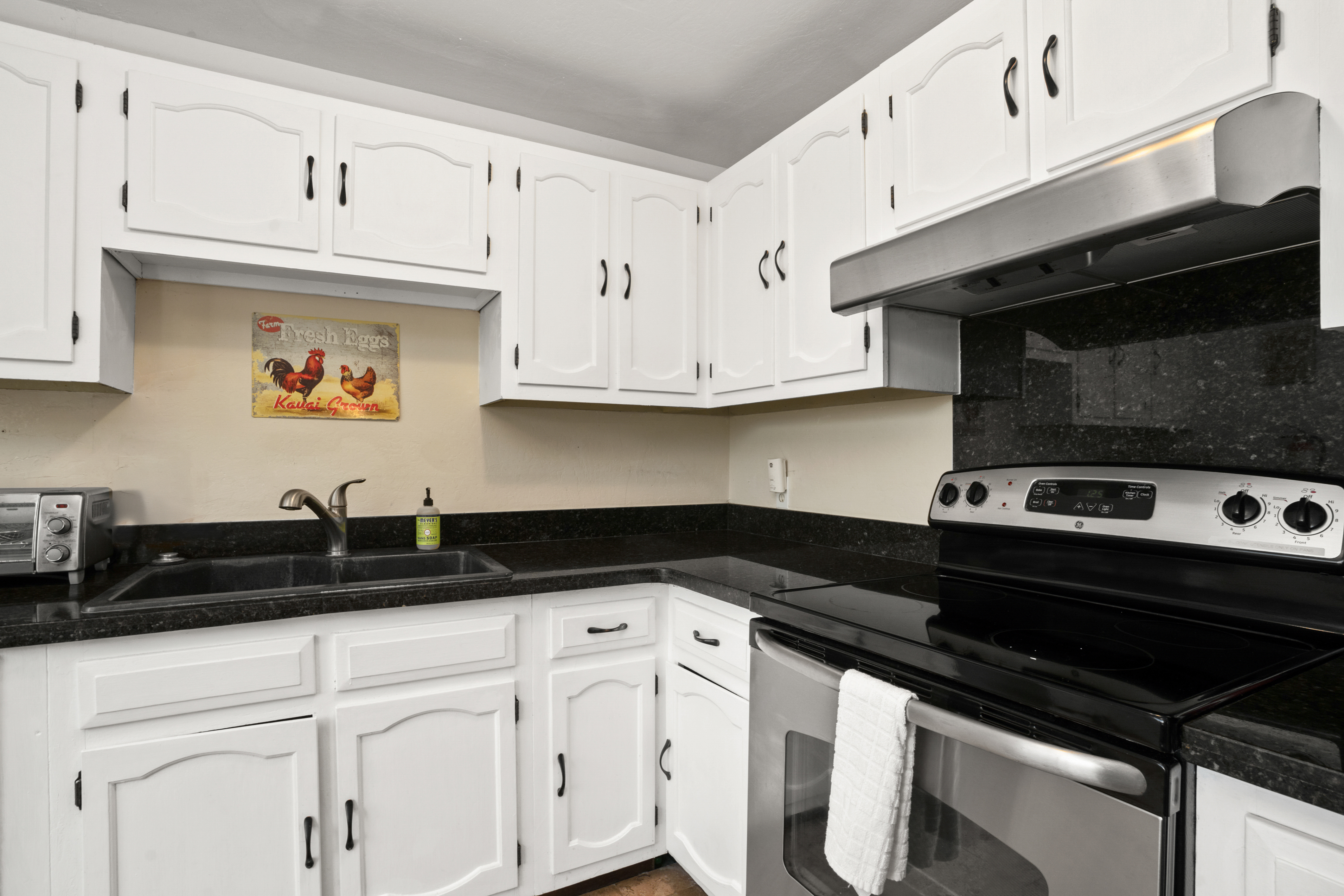 2240 Kuai Road, Unit 3 Koloa, HI 96756 - Photo 5 of 17 Gallery Image 5