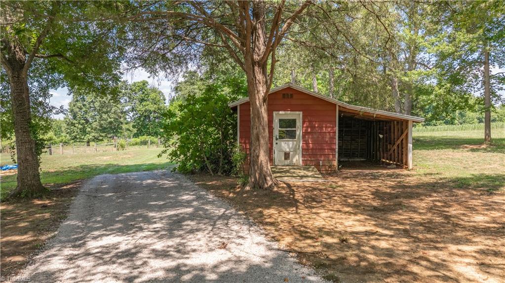 4996 Little Beane Store Road Seagrove, NC 27341 - Photo 33 of 49