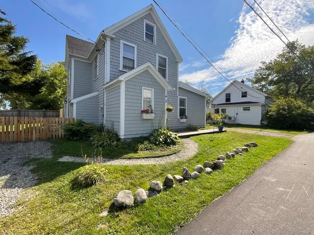 $359,000 | 6 Otis Street, Searsport, ME 04974