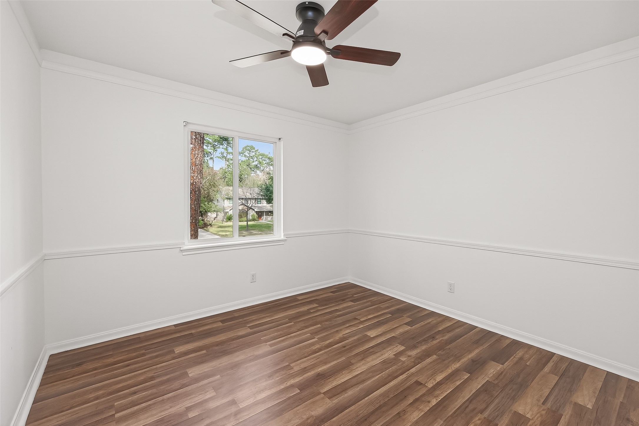 6211 Allentown Drive Spring, TX 77389 - Photo 28 of 39 Secondary Bedroom 2
