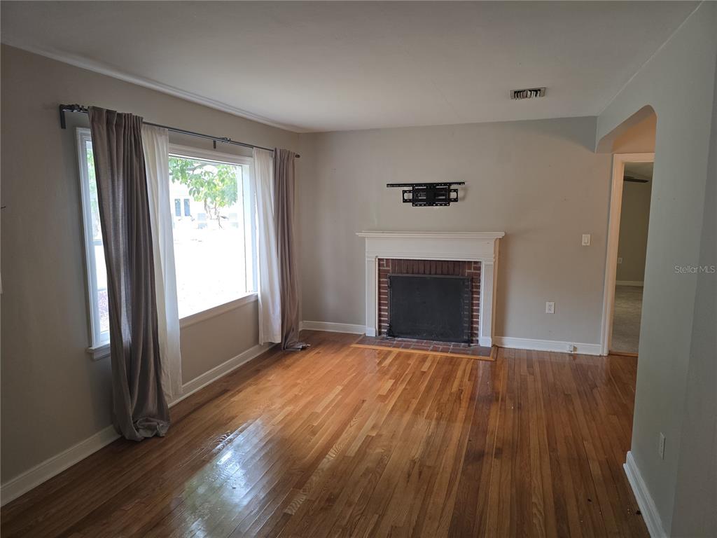 1001 West Beacon Avenue Tampa, FL 33603 - Photo 4 of 17