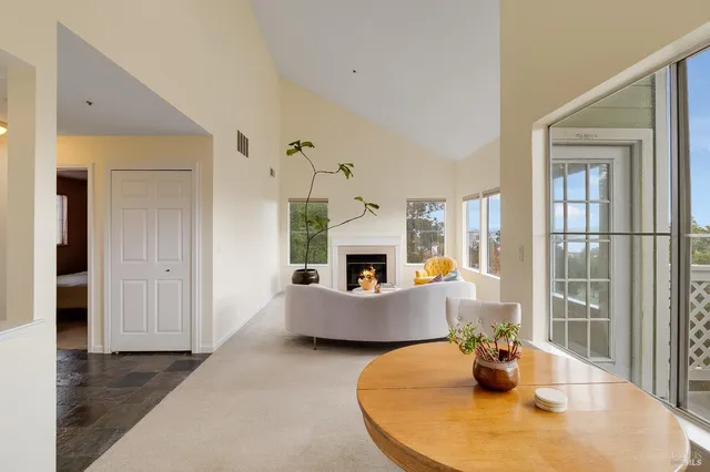 $385,000 | 735 Buchanan Street, Unit 221, Benicia, CA 94510