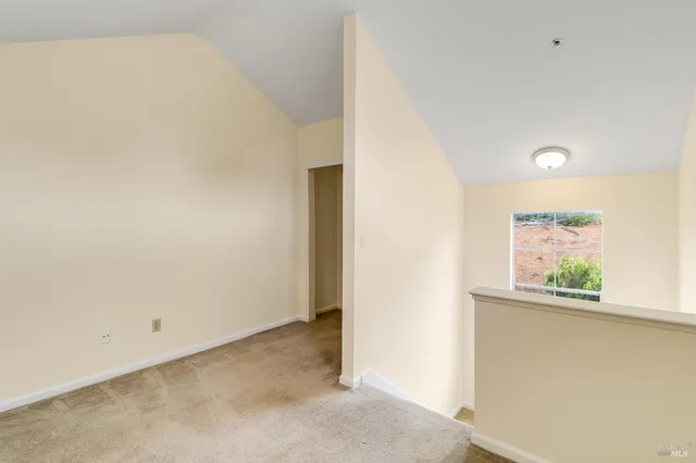 $385,000 | 735 Buchanan Street, Unit 221, Benicia, CA 94510