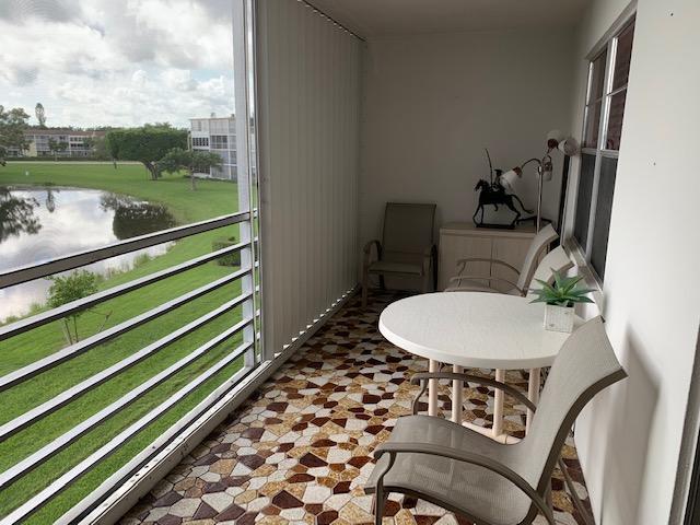 3019 Cornwall East Boca Raton, FL 33434 - Photo 17 of 20 IMG_8858