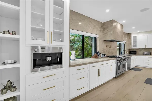 $25,000 | 319 South Riverside Drive, Pompano Beach, FL 33062