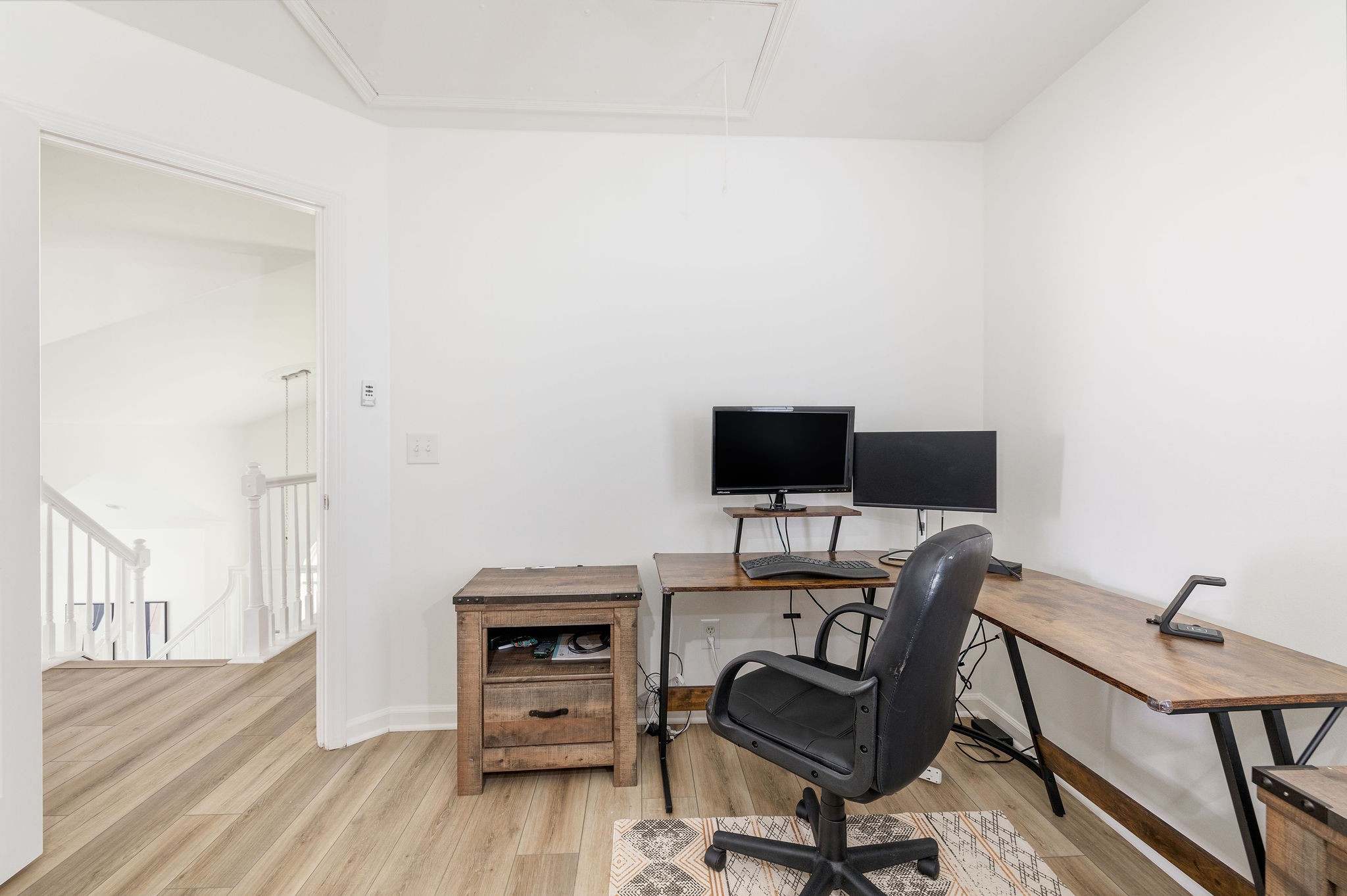 310 Devonshire Drive Franklin, TN 37064 - Photo 37 of 47 a view of a workspace with furniture and a window