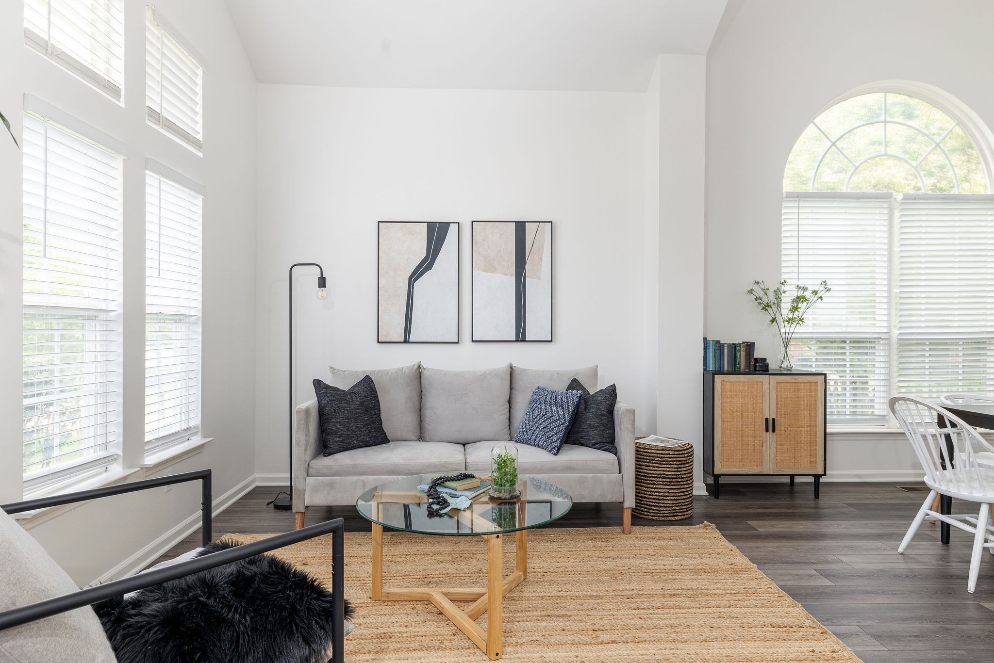 310 Devonshire Drive Franklin, TN 37064 - Photo 4 of 47 a living room with furniture and a window