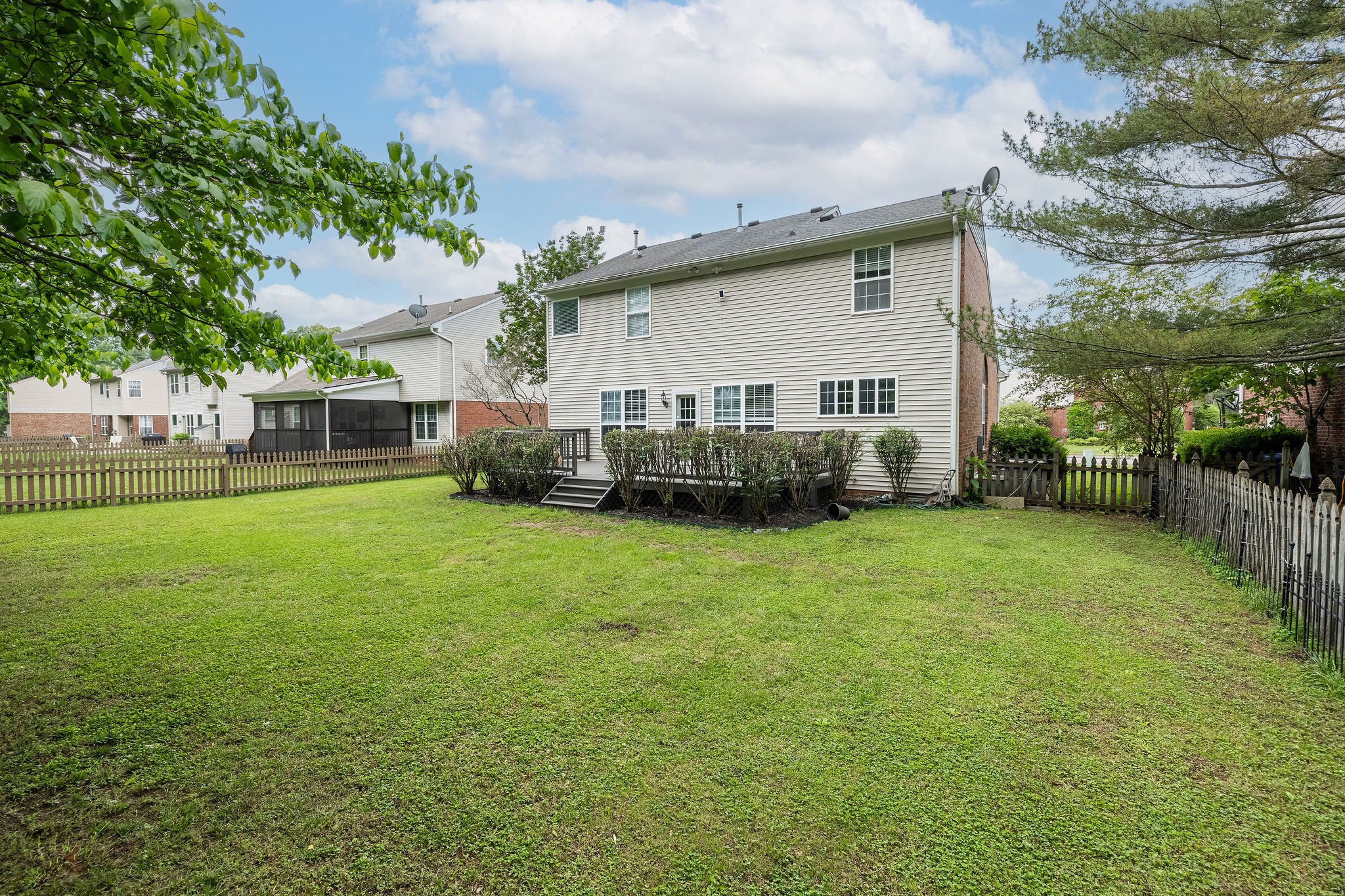310 Devonshire Drive Franklin, TN 37064 - Photo 45 of 47 a view of a house with a backyard