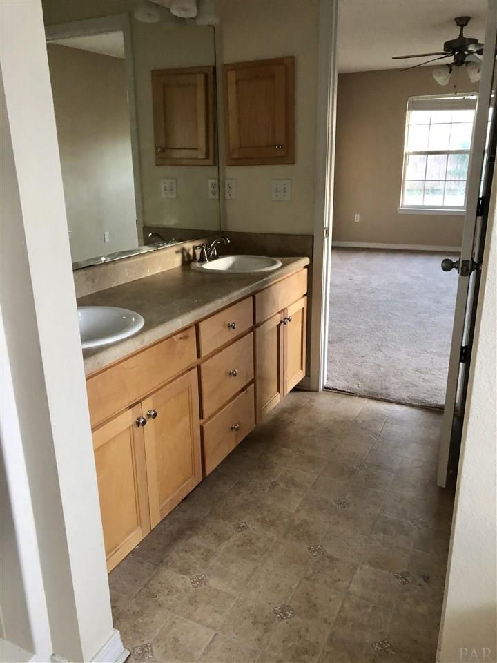 241 Raptor Drive Crestview, FL 32536 - Photo 14 of 18 Gallery Image 14