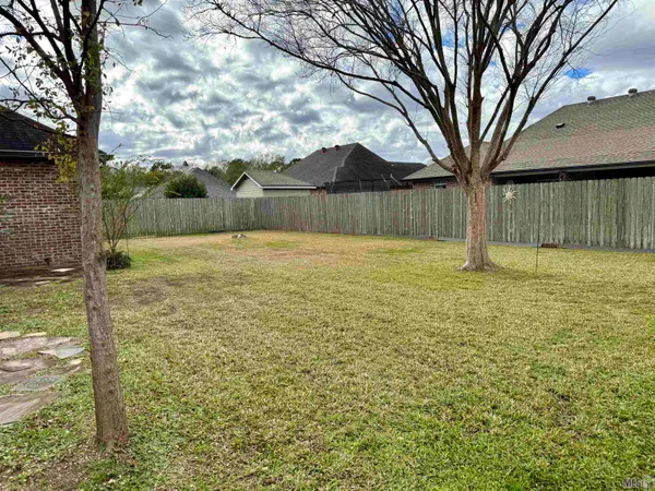 $389,900 | 606 Point Pleasant Drive, Berwick, LA 70342