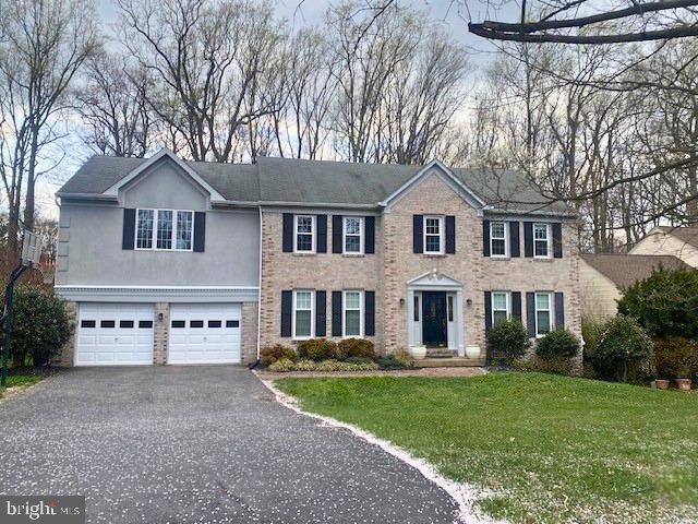 Welcome home! 6 bedroom, 3.5 bathroom, 4,100+ SQFT