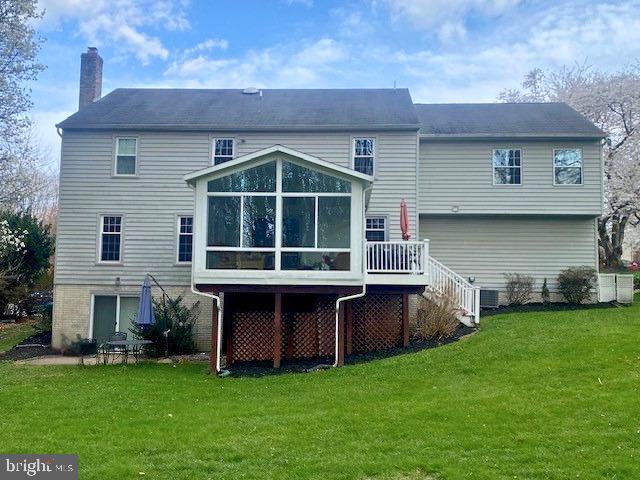 10525 Patuxent Ridge Way Laurel, MD 20723 - Photo 2 of 4 Sunroom - back yard & wooded views!