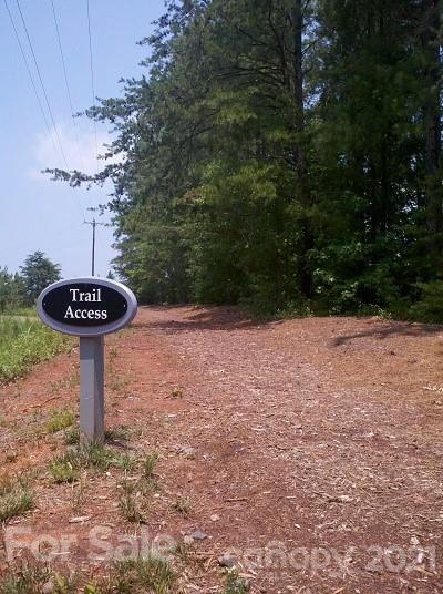 9029 Seamill Road Charlotte, NC 28278 - Photo 43 of 46 a view of a backyard of a house