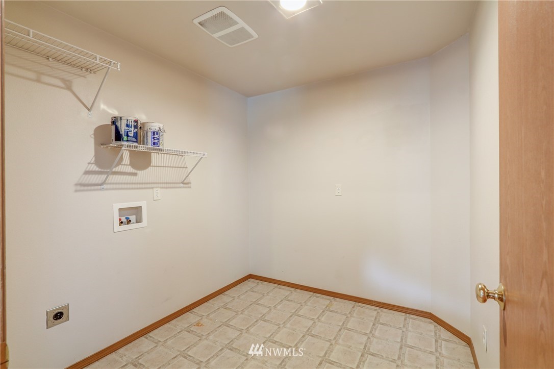 679 Southwest Birch Road Port Orchard, WA 98367 - Photo 25 of 34 Gallery Image 25