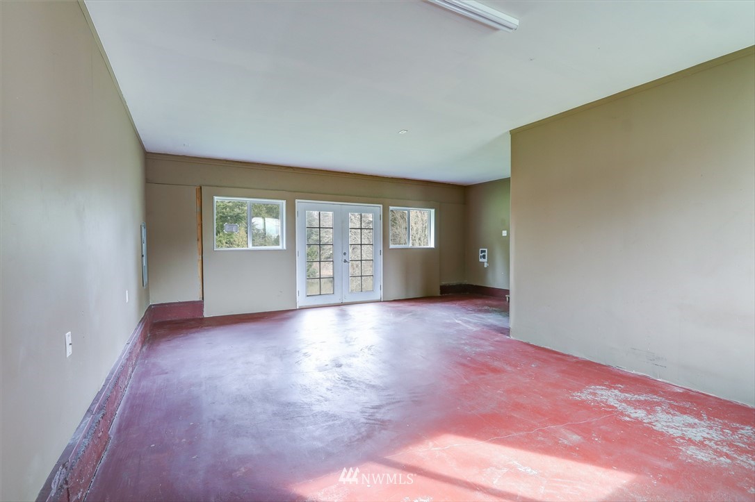679 Southwest Birch Road Port Orchard, WA 98367 - Photo 26 of 34 Gallery Image 26