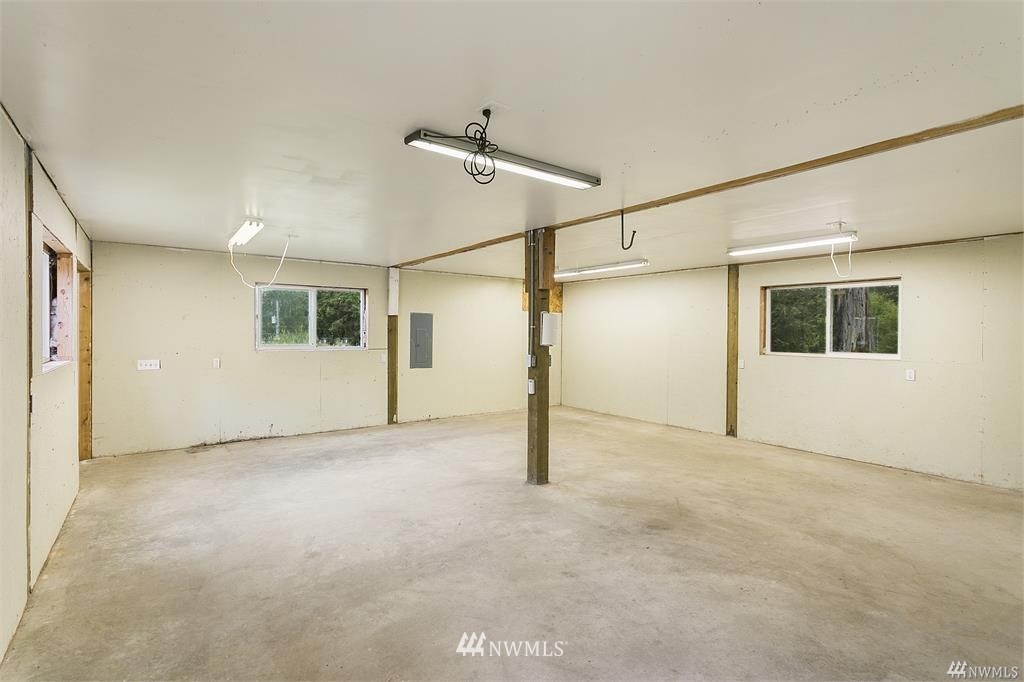 679 Southwest Birch Road Port Orchard, WA 98367 - Photo 33 of 34 Gallery Image 33