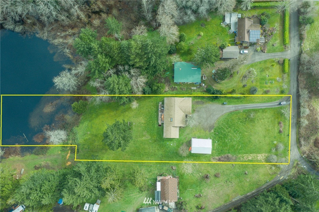 679 Southwest Birch Road Port Orchard, WA 98367 - Photo 6 of 34 Gallery Image 6