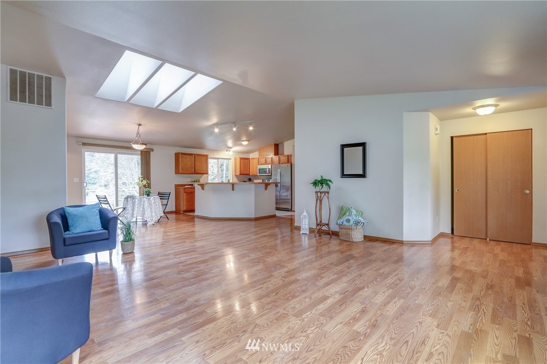 679 Southwest Birch Road Port Orchard, WA 98367 - Photo 9 of 34 Gallery Image 9