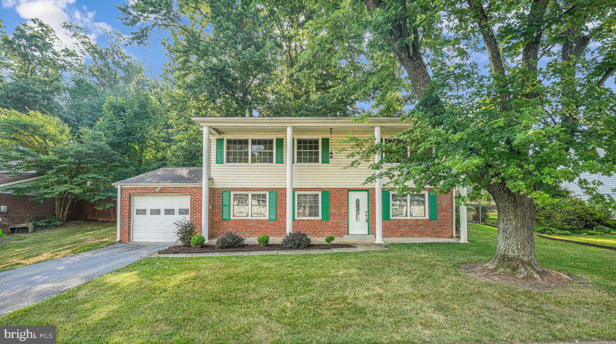 13529 Delaney Road Woodbridge, VA 22193 - Photo 1 of 33 Gallery Image 1