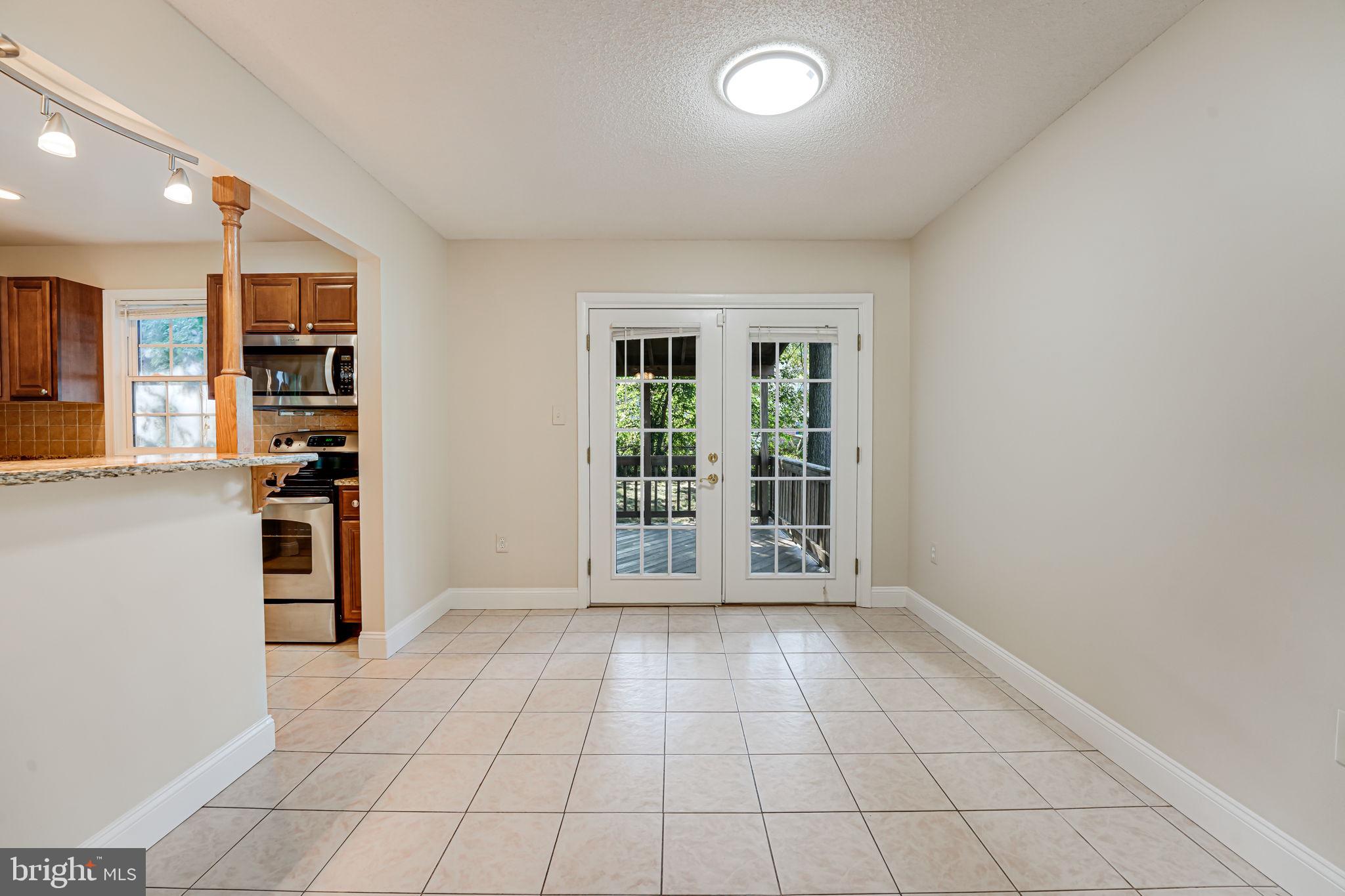 13529 Delaney Road Woodbridge, VA 22193 - Photo 16 of 33 Gallery Image 16