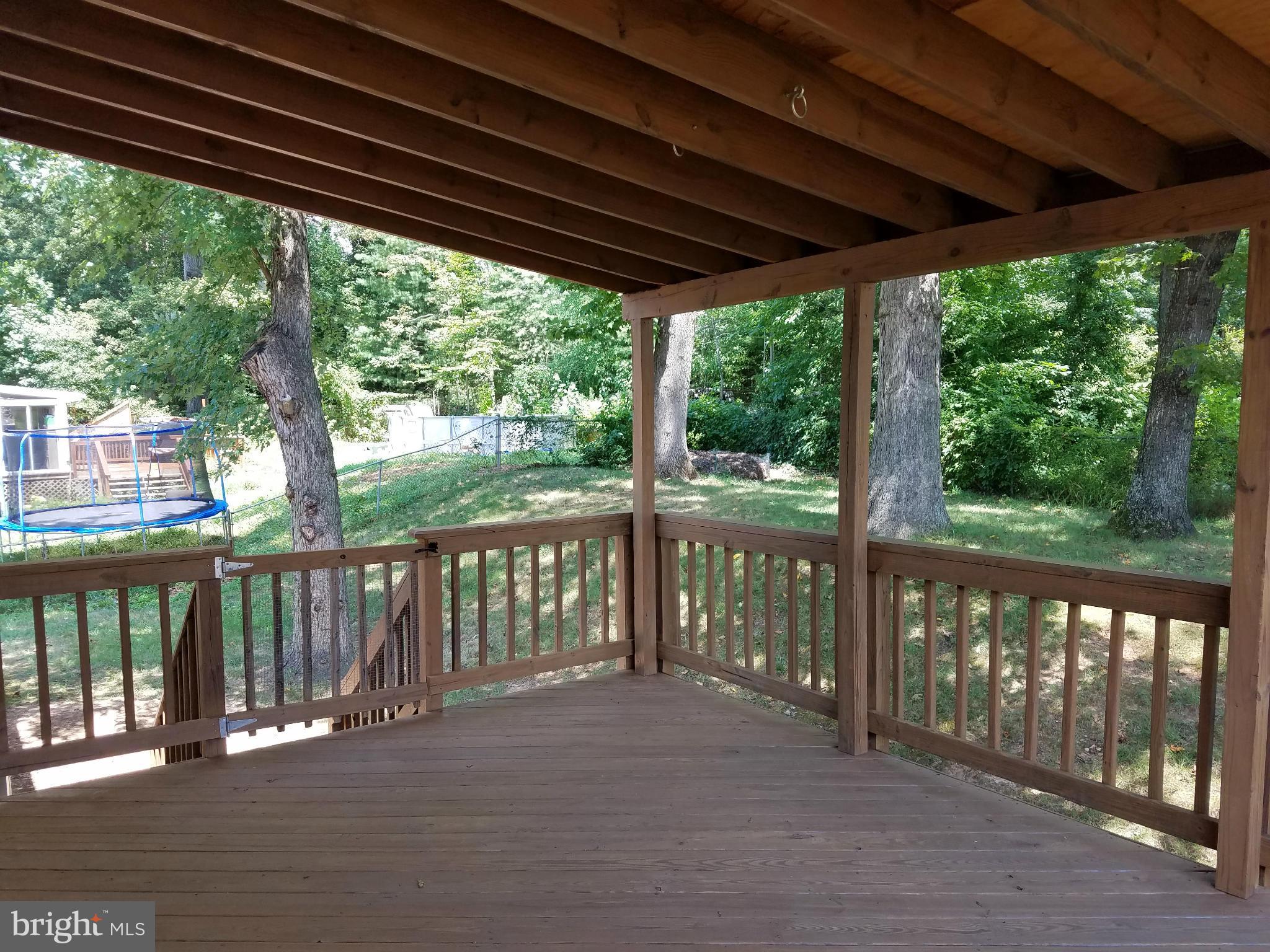 13529 Delaney Road Woodbridge, VA 22193 - Photo 31 of 33 Exterior (Rear)