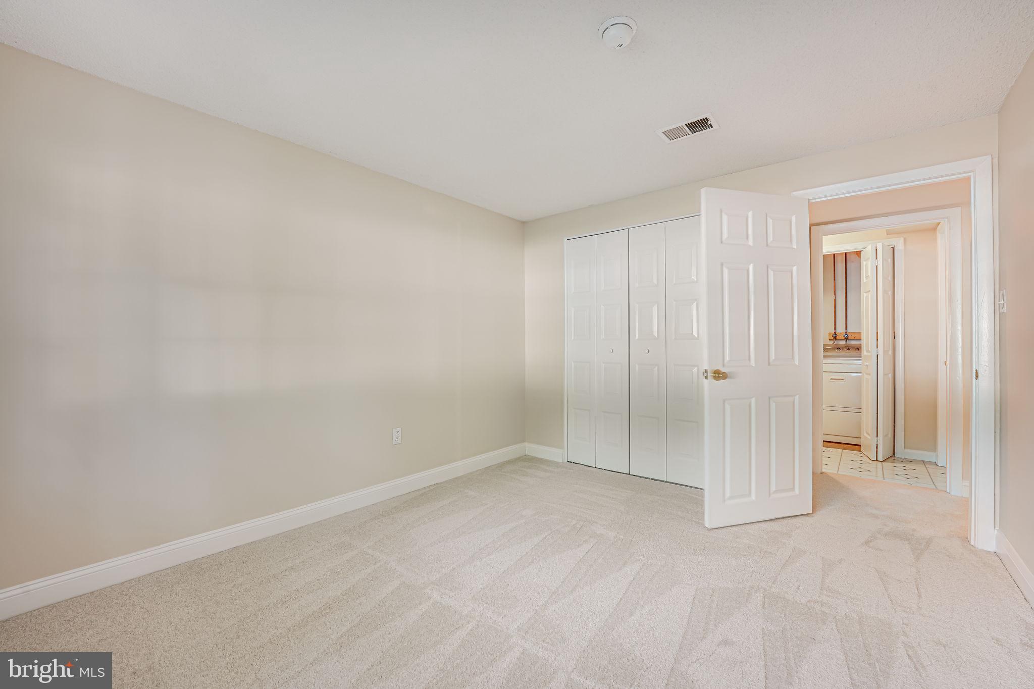 13529 Delaney Road Woodbridge, VA 22193 - Photo 8 of 33 Gallery Image 8