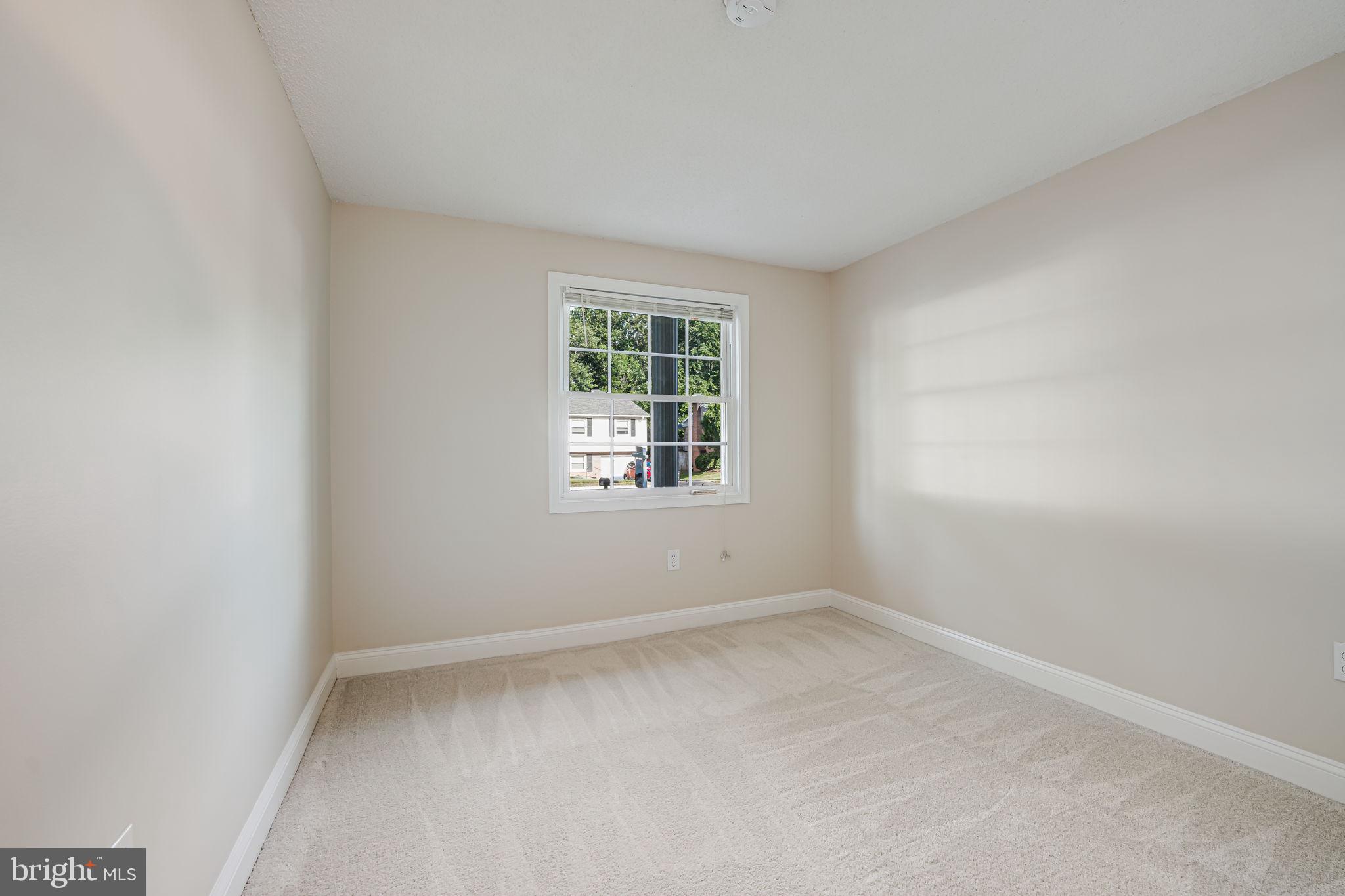 13529 Delaney Road Woodbridge, VA 22193 - Photo 9 of 33 Gallery Image 9