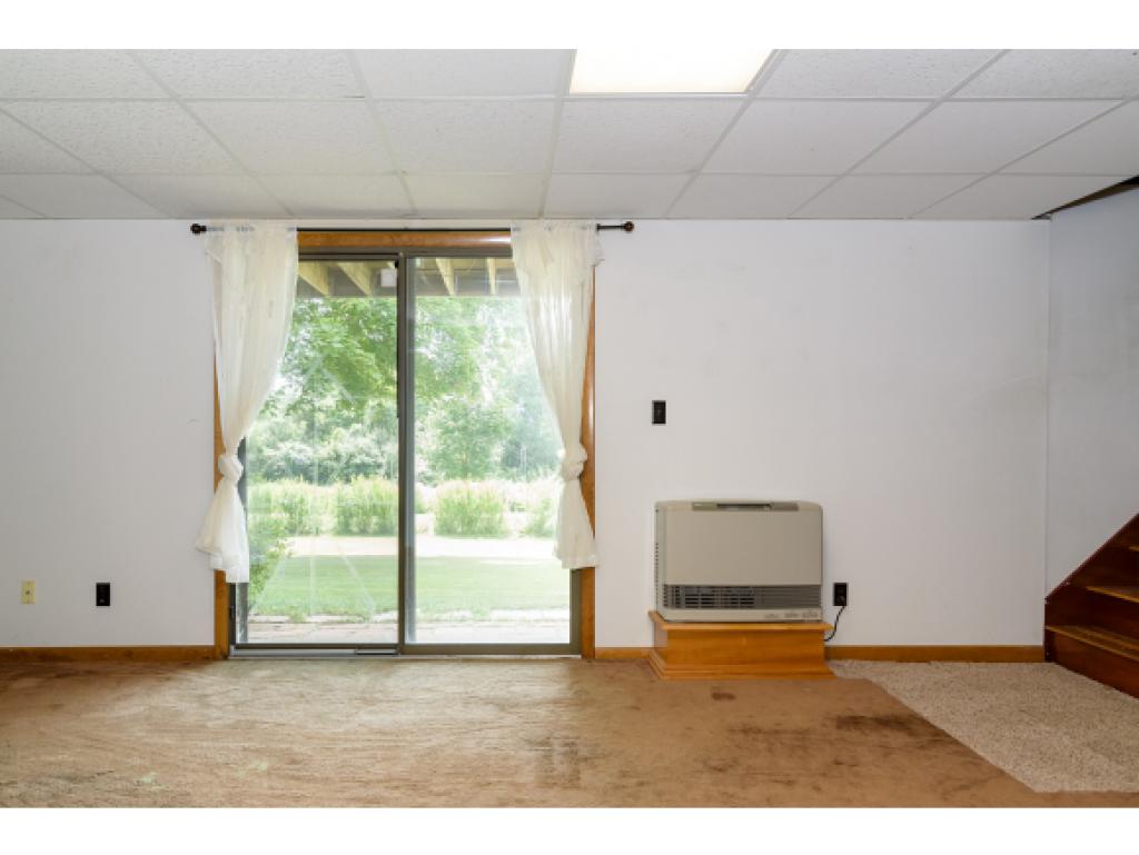 71 Meadow Road Portsmouth, NH 03801 - Photo 28 of 35 Gallery Image 28