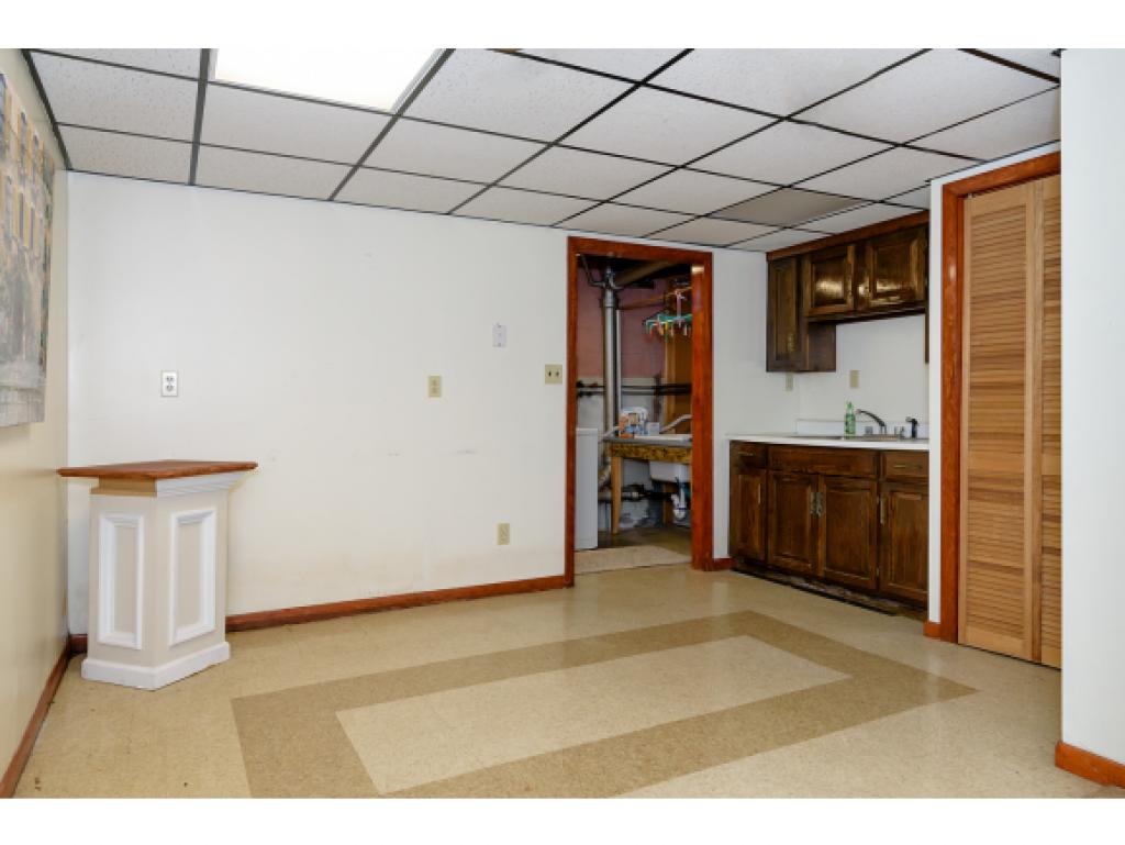 71 Meadow Road Portsmouth, NH 03801 - Photo 31 of 35 Gallery Image 31