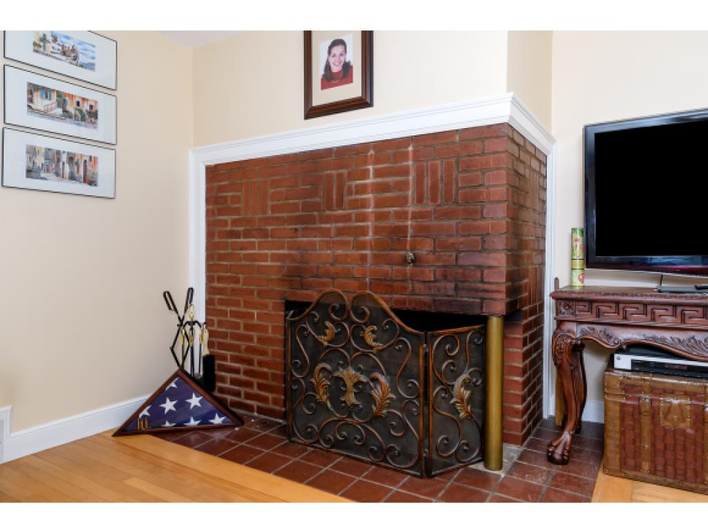 71 Meadow Road Portsmouth, NH 03801 - Photo 5 of 35 Gallery Image 5