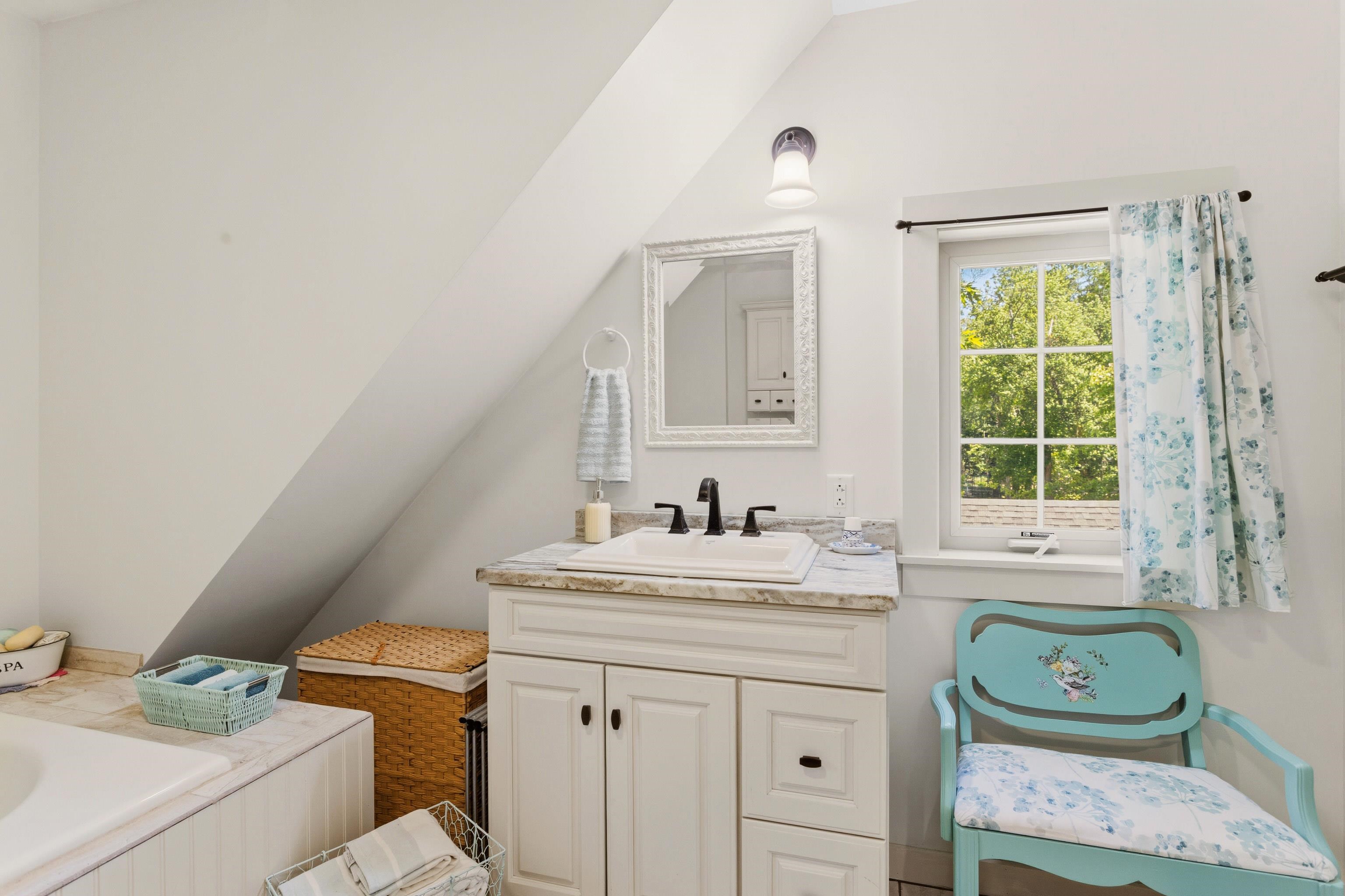 50 Gaumont Road Windham, NH 03087 - Photo 37 of 60
