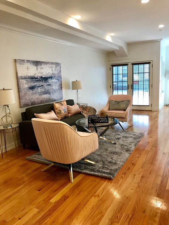 345 West Broadway, Unit 3 Boston, MA 02127 - Photo 11 of 26