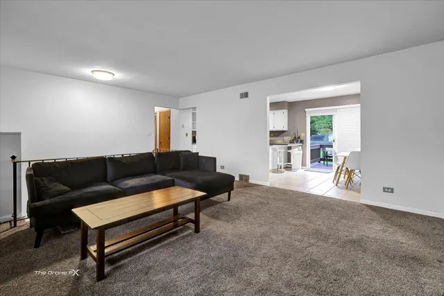 $350,000 | 2N314 Euclid Avenue, Glendale Heights, IL 60139