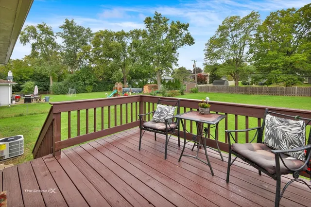 $350,000 | 2N314 Euclid Avenue, Glendale Heights, IL 60139