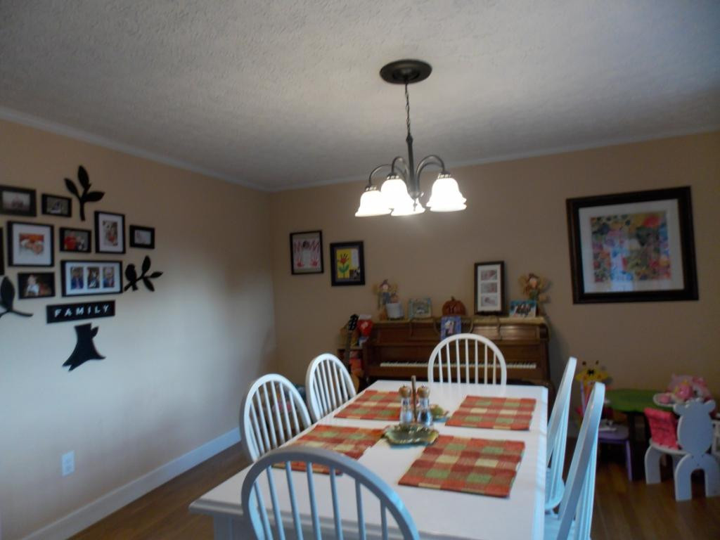 50 Green Valley Road Bristol, VA 24202 - Photo 3 of 18 Photo 3