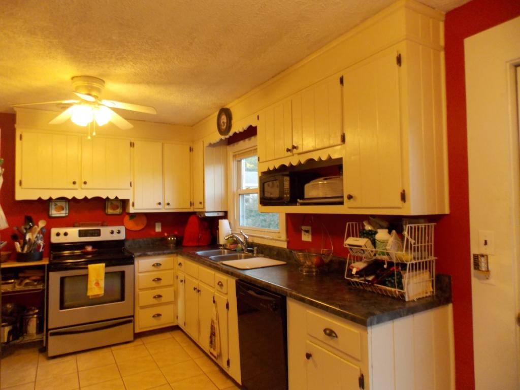 50 Green Valley Road Bristol, VA 24202 - Photo 6 of 18 Photo 6