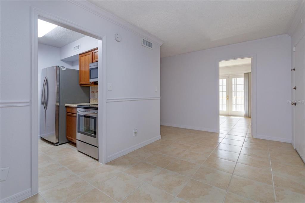 395 Wymore Road, Unit 207 Altamonte Springs, FL 32714 - Photo 6 of 32 Gallery Image 6