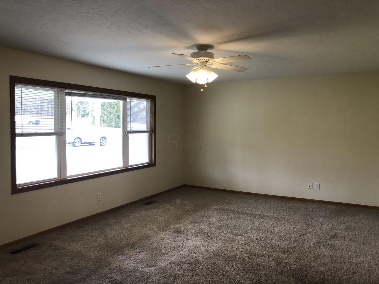 1462 Lancaster-Newark Road Northeast Lancaster, OH 43130 - Photo 6 of 23
