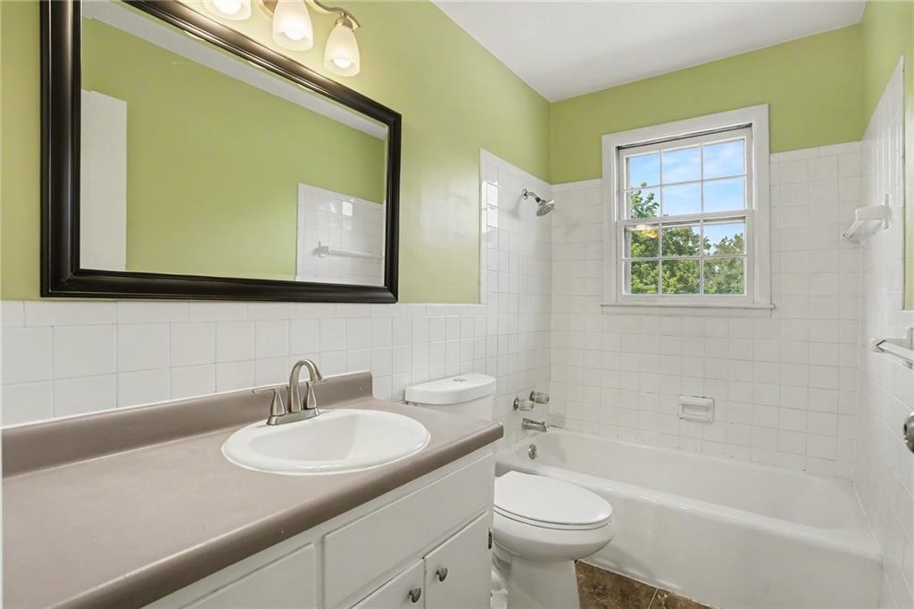 6412 County Line Road Kansas City, KS 66106 - Photo 16 of 30 Gallery Image 16