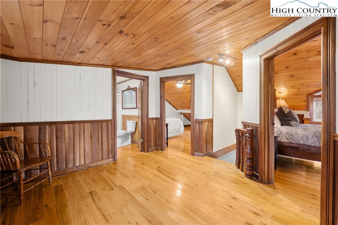 211 Possum Hollow Road Blowing Rock, NC 28605 - Photo 22 of 46 a very nice looking room with a large window