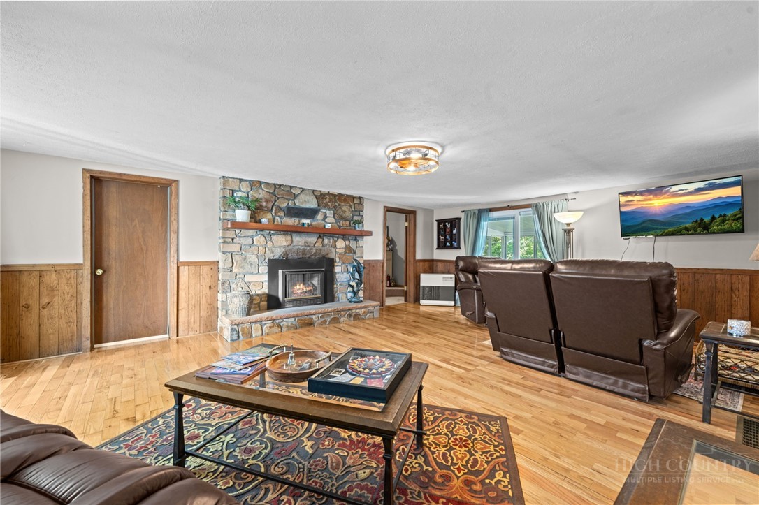 190 Benfield Road Crossnore, NC 28657 - Photo 21 of 50