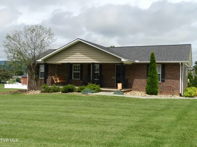 $479,000 | 138 Birdie Drive, Bean Station, TN 37811
