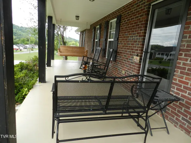 $479,000 | 138 Birdie Drive, Bean Station, TN 37811