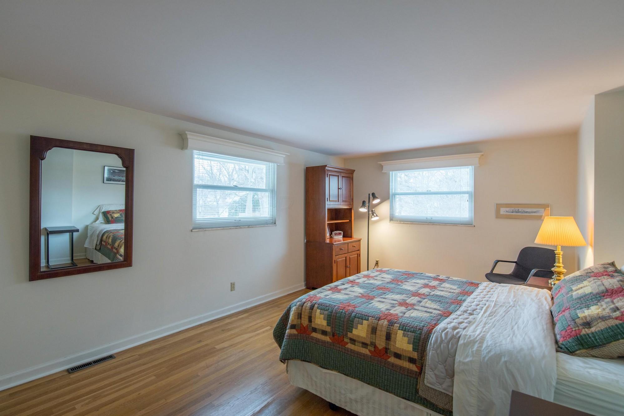 2494 Sheringham Road Columbus, OH 43220 - Photo 24 of 37