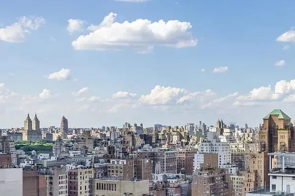 $4,995,000 | 200 East 59th Street, Unit 23E | Midtown East